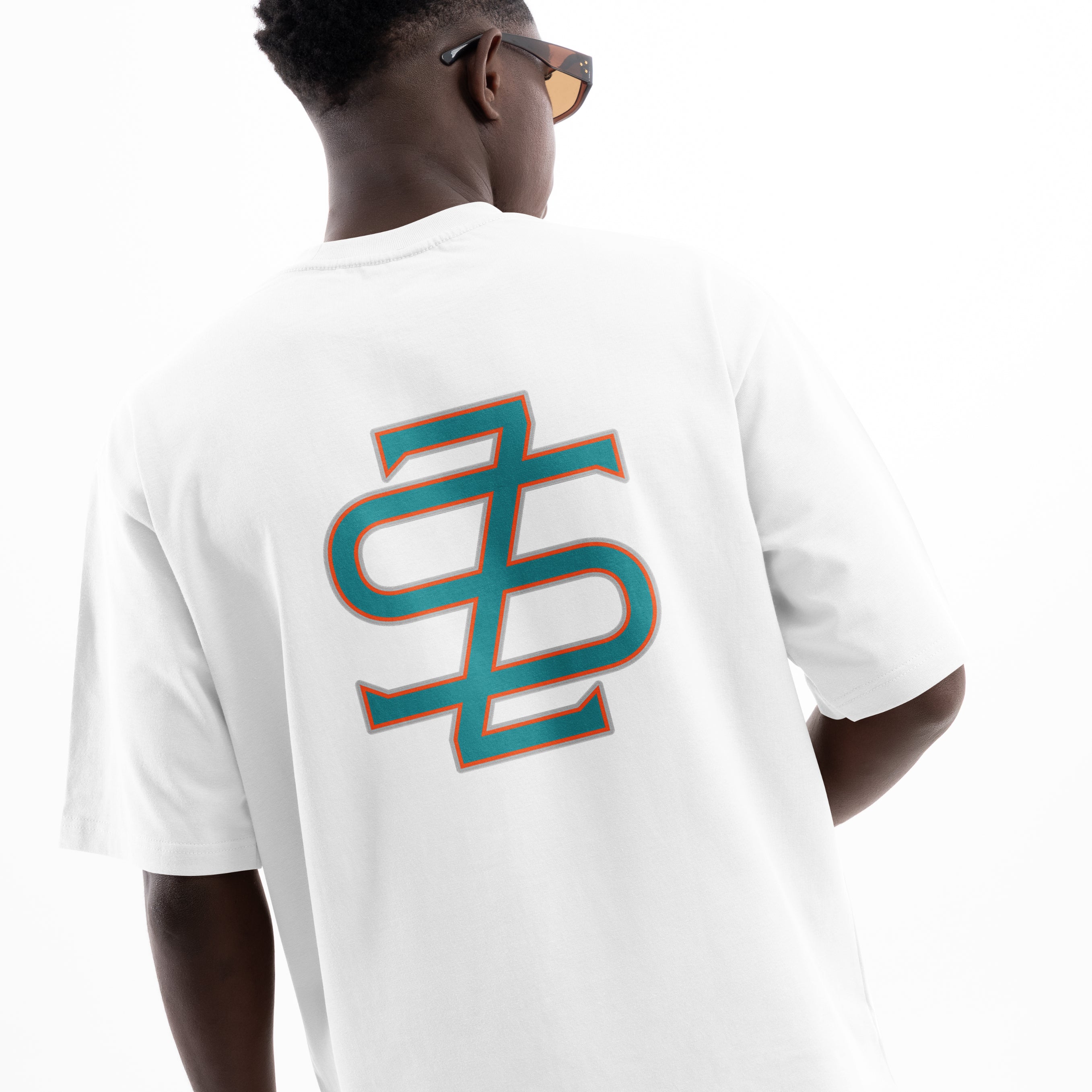 COLLEGE BACK PRINT TEE - WHITE