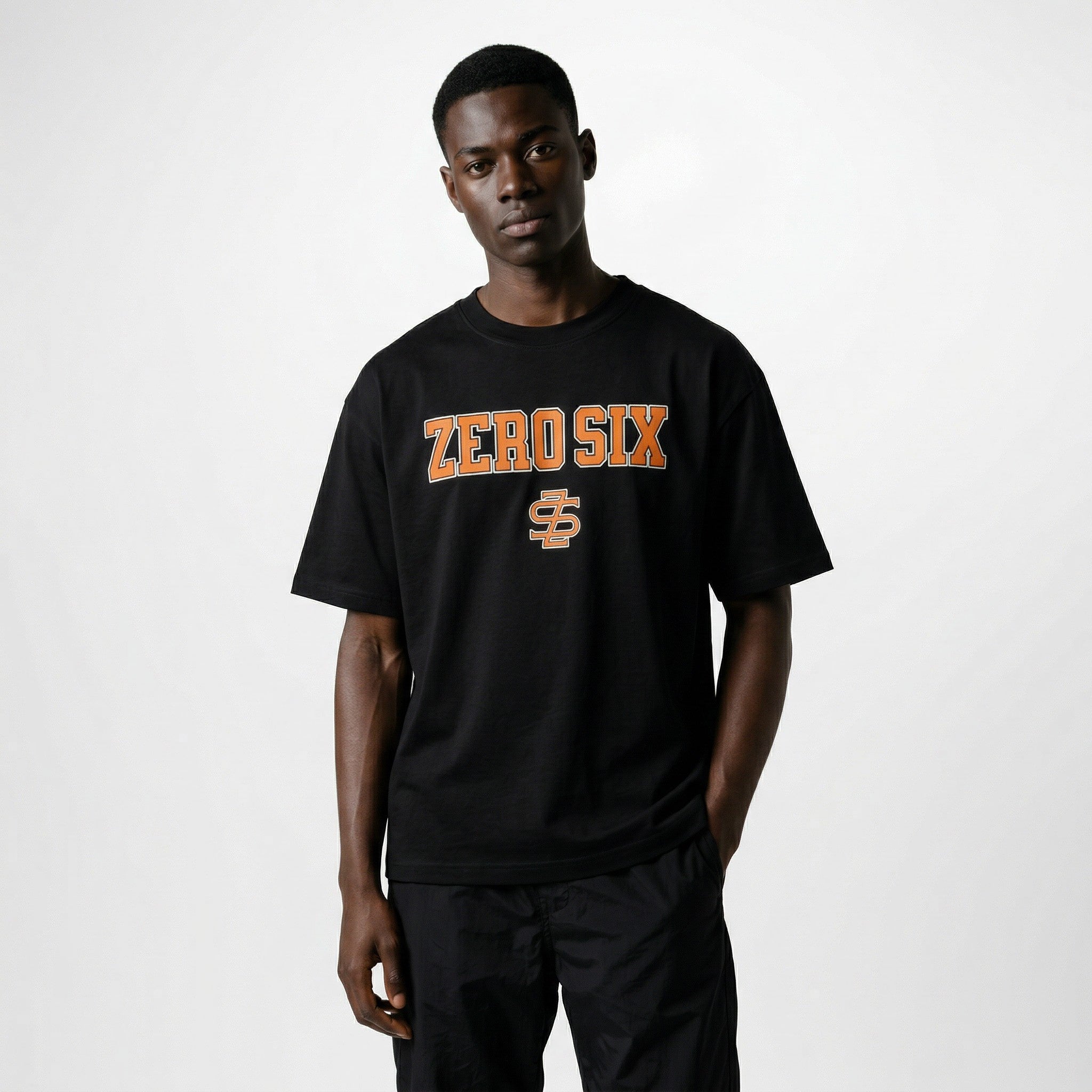 COLLEGE TEE - BLACK